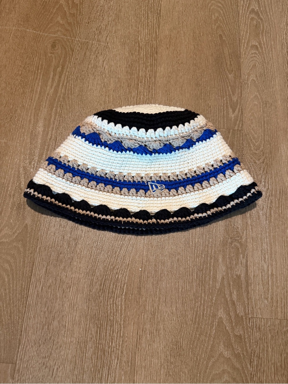 New Era Japan Exclusive Crochet Bucket Hat Beanie Blue Cream Knit Rare